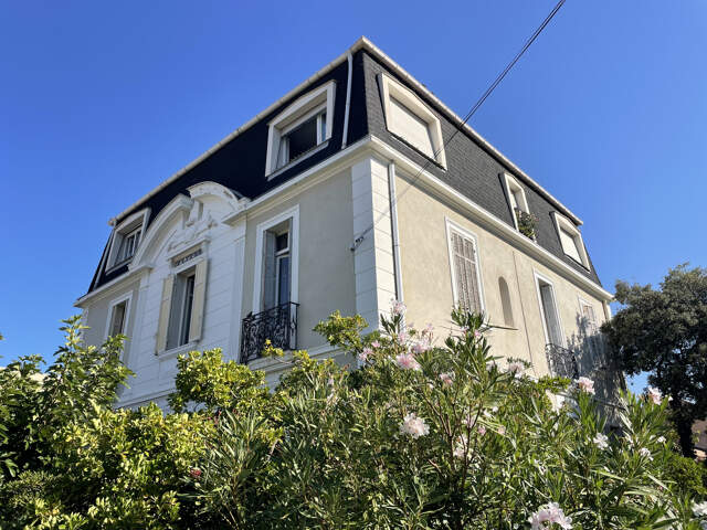 T2 Bain des Dames Marseille 13008 — photo du bien