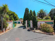 ARCANGUES - VUE MONTAGNES TRES BELLE MAISON DE PLAIN PIED  A RAFRAICHIR PISCINE - TERRASSE ? JARDIN ? GARAGES — photo 3
