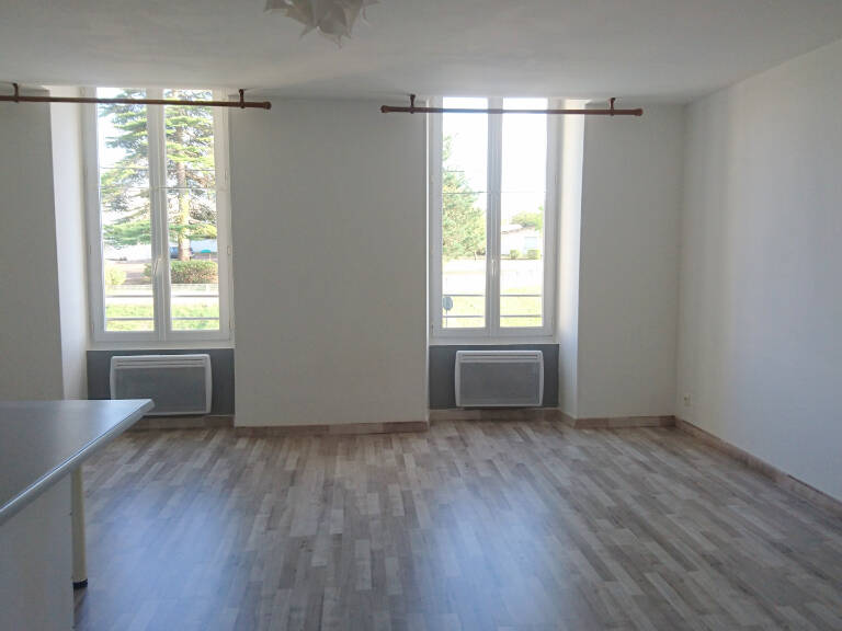 Appartement Pons 3 pièce(s) 67 m2 — photo 1