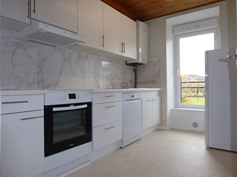 Appartement Severac D'Aveyron 3 pièce(s) 55.75 m² avec garage — photo 1