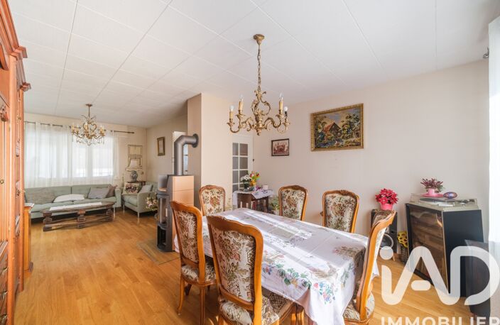 Vente Maison traditionnelle 7 pièces — photo 3