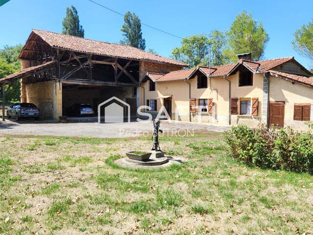 Charmante maison de campagne avec vastes dépendances et grand terrain  Saint-Plancard (31580) — photo du bien