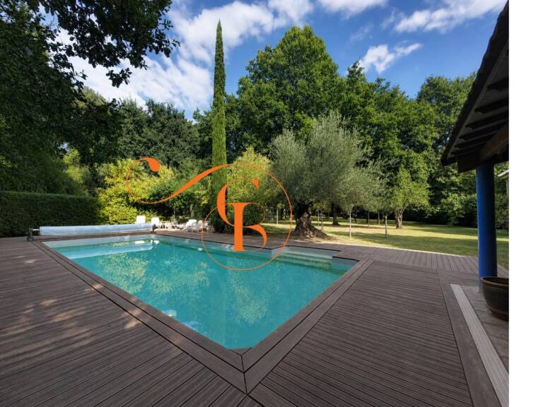 Grande maison familiale, piscine — photo 1