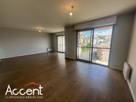 .......OFFRE ACCEPTEE..... RODEZ appartement T3/4 dernier étage avec ascenseur et garage privatif — photo 2