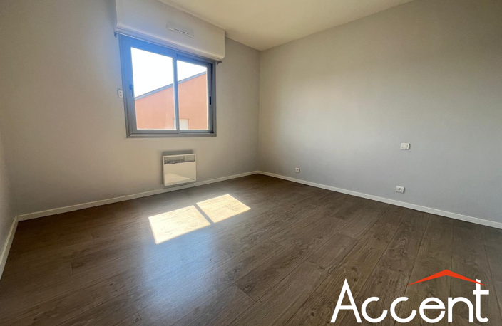 .......OFFRE ACCEPTEE..... RODEZ appartement T3/4 dernier étage avec ascenseur et garage privatif — photo 5