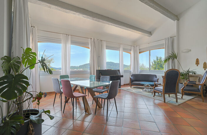 Villa T8 190m2 hab + Dépendance + Piscine + Vue dominante — photo 2