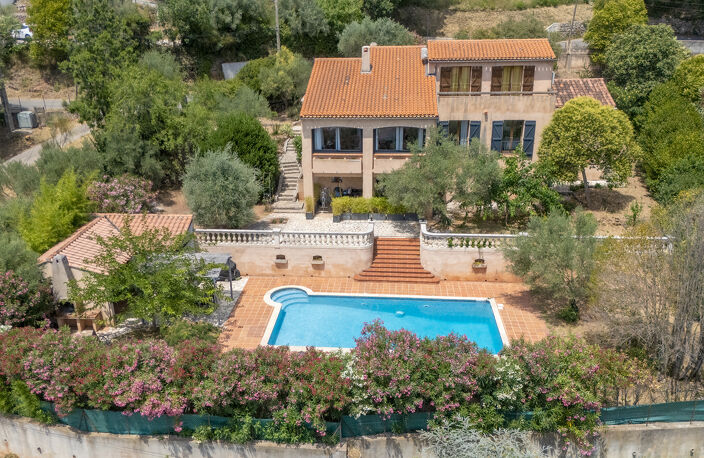 Villa T8 190m2 hab + Dépendance + Piscine + Vue dominante — photo 3