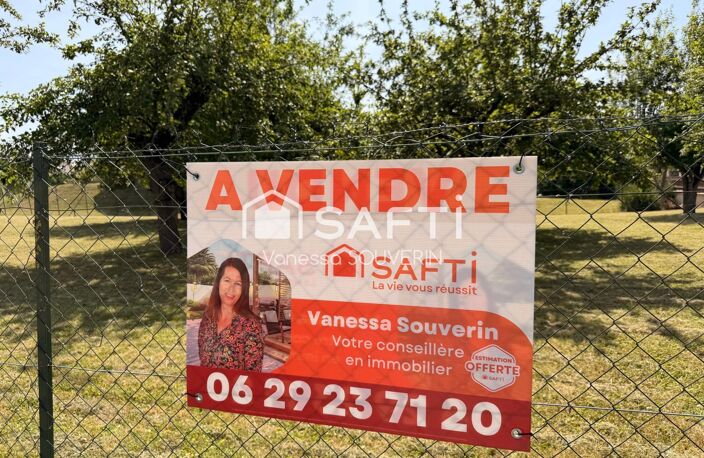 Terrain constructible avec nombreux fruitiers clos — photo 4