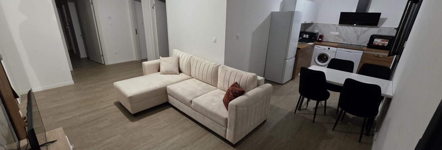 Immeuble  140 m² à vendre à Saint-Barthélemy-d'Anjou (49124)
