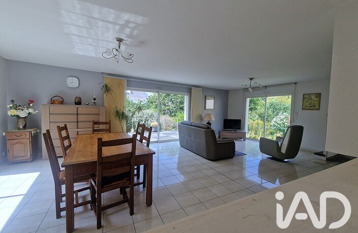 Vente Maison traditionnelle 7 pièces — photo 2