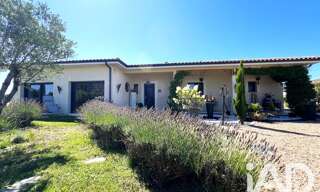 Maison 5 Pièces 195 m² à louer à Saint-Denis-de-Pile (33910)