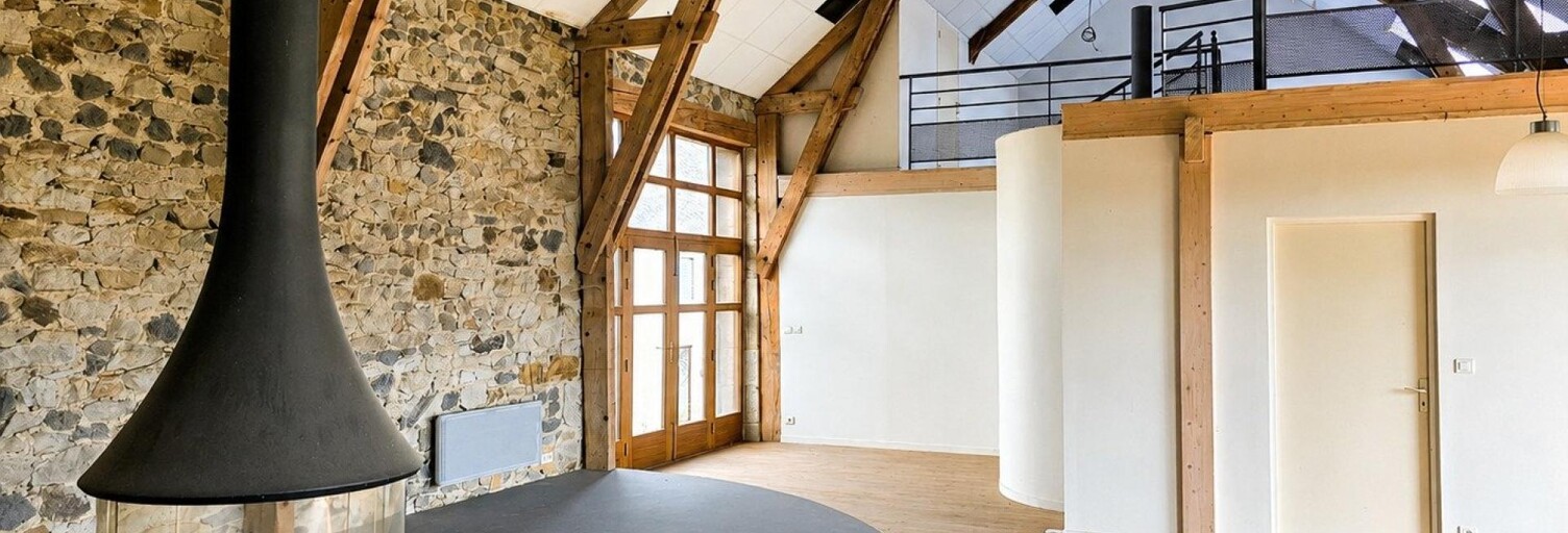 Maison 2 Pièces 158 m² à vendre à Messeix (63750)