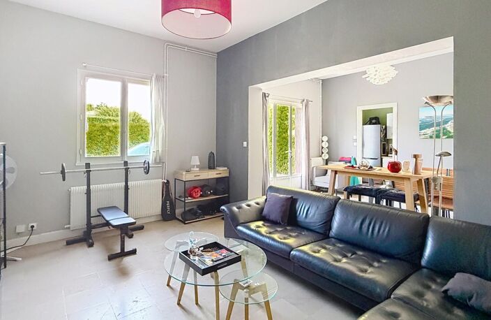 169 M2 de plain-pied sur 840 m² de terrain. — photo 2