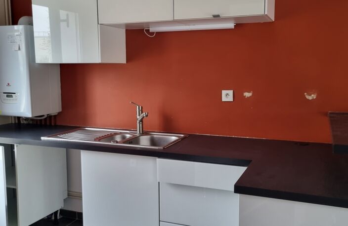 Vente Maison/villa 4 pièces — photo 3