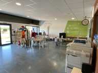 Bâtiment commercial 400m2 — photo 4