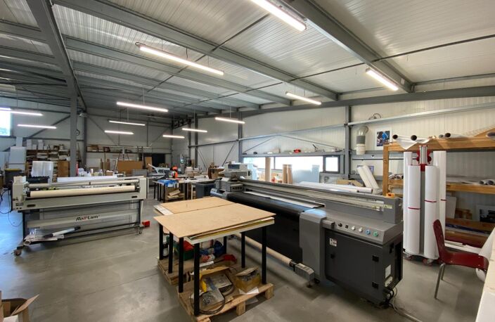 Bâtiment commercial 400m2 — photo 5