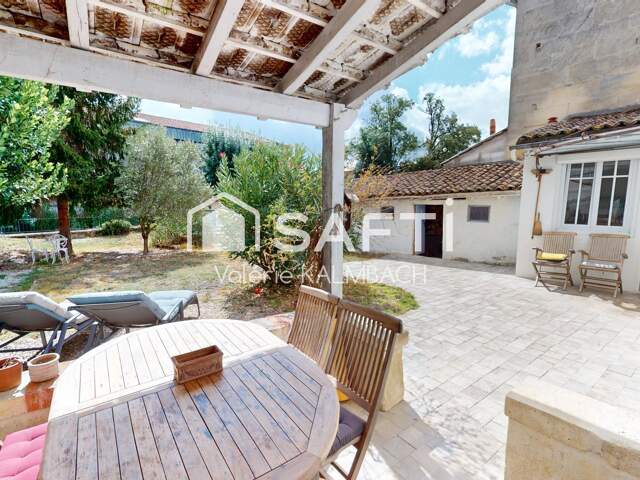 Maison de charme avec jardin et dépendances — photo du bien