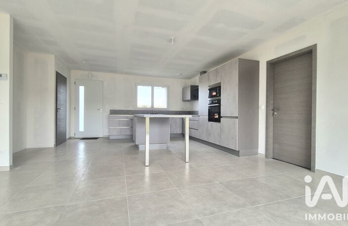 Vente Maison/villa 5 pièces — photo 3