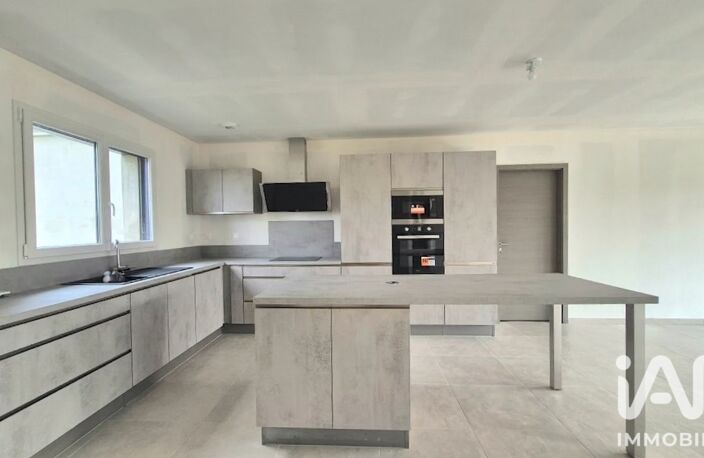 Vente Maison/villa 5 pièces — photo 5