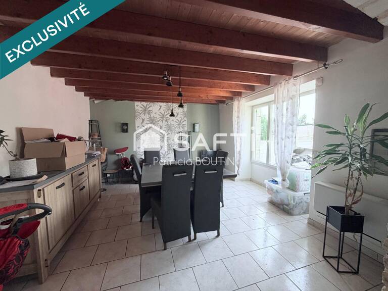 MAISON EN PIERRE A FINIR DE RÉNOVER + JARDIN ET GARAGES A SAINT POMPAIN — photo 1