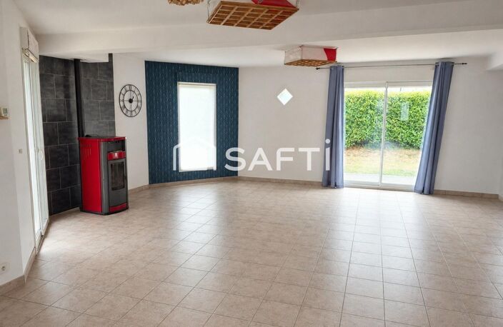 Maison familiale aux beaux volumes  Quévert — photo 4