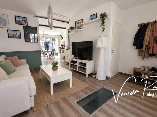 Maison en pierre rénovée à Saint-Vivien, avec jardin, terrasse, 3 chambres et bureau, proche commodités. — photo du bien