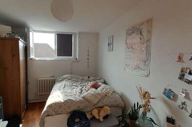 Appartement 4 pièces 800 €