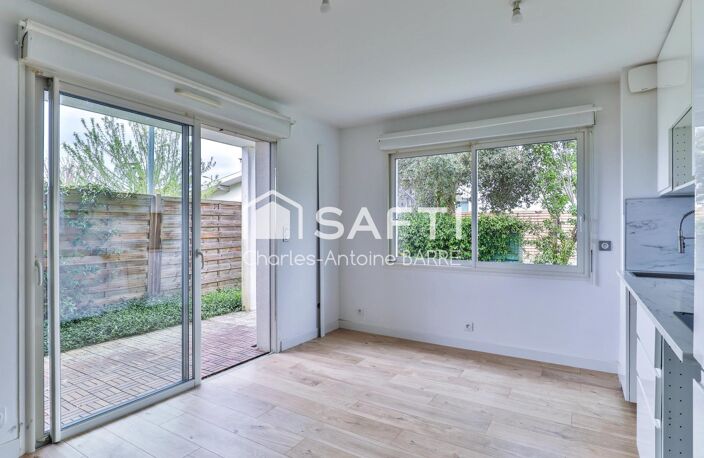 Appartement T2 idéalement situé avec jardin privé — photo 3
