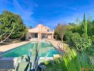 Villa d'architecte - 6 pièces - 209m² — photo 2
