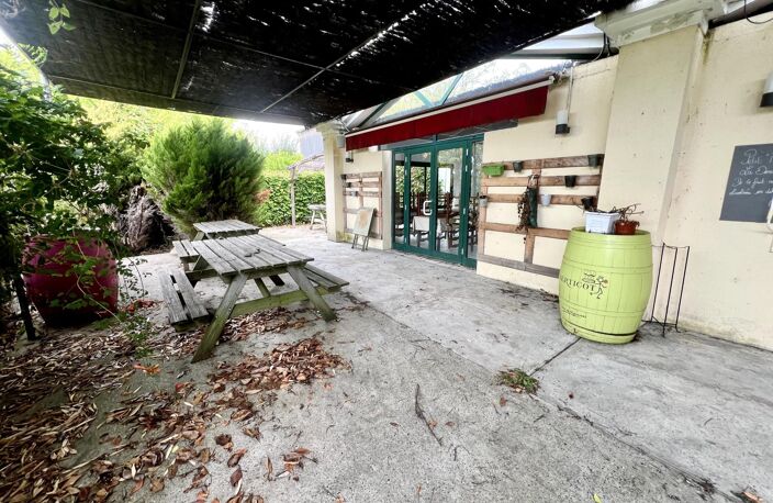 Ancien restaurant avec chambre froide — photo 2