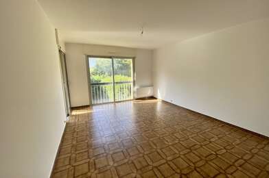 Appartement 3 pièces 934 €