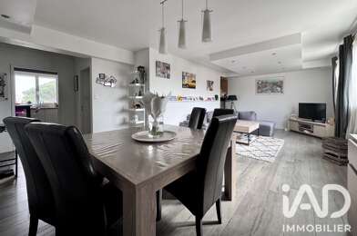 Appartement 4 pièces 275000 €
