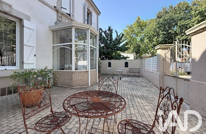 Vente Maison de ville 7 pièces — photo 2