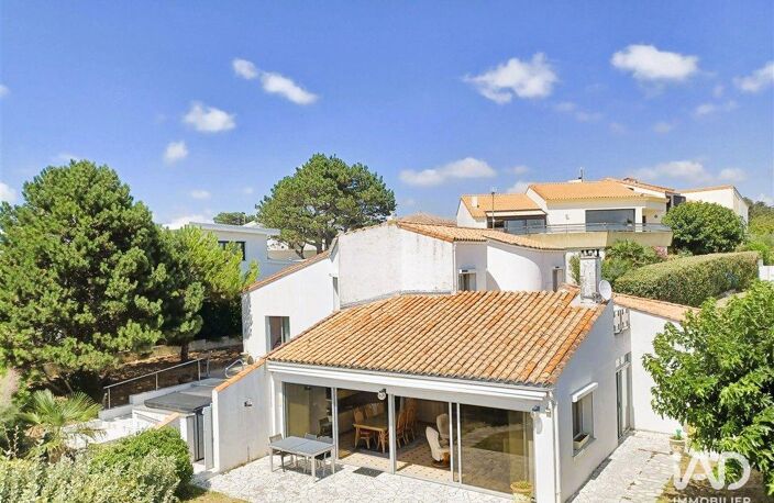 Vente Maison/villa 6 pièces — photo 2