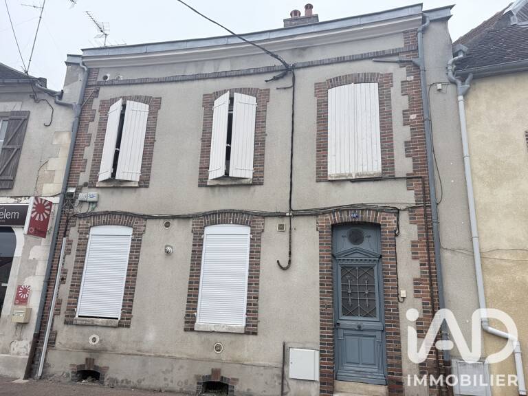 Vente Immeuble 109 m&sup2; — photo 1