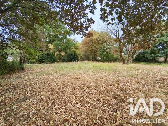 Vente Terrain 1 055 m&sup2; — photo du bien