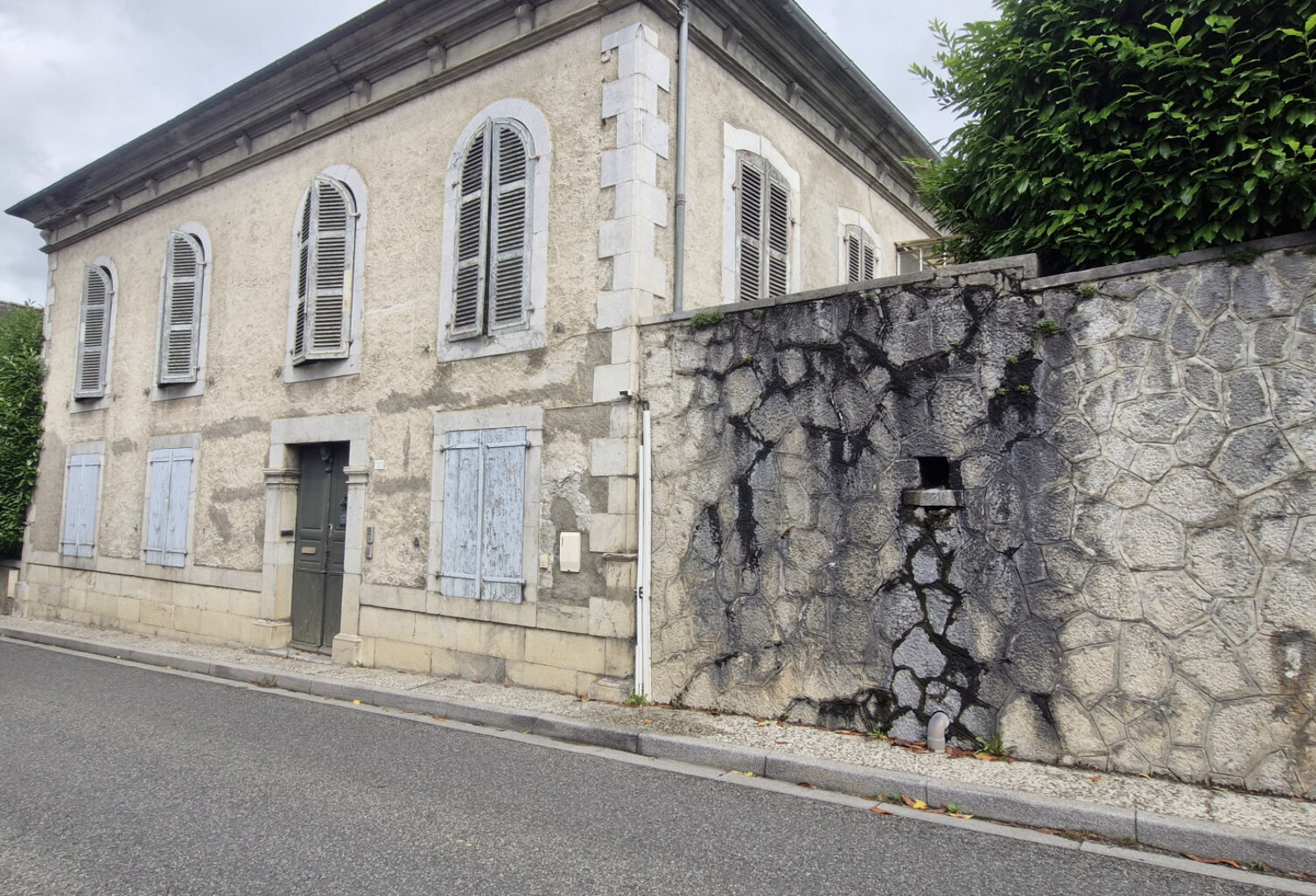 SAINT-PE-DE-BIGORRE Ensemble immobilier de caractère aux vol — photo 1