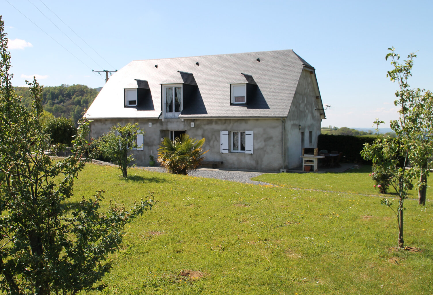 A 10 mn de Lourdes très belle maison de 130m2 avec 1500m2 de — photo 1