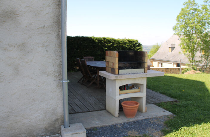 A 10 mn de Lourdes très belle maison de 130m2 avec 1500m2 de — photo 4