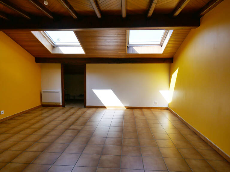 Grand appartement T2 dans le centre de Frangy — photo 1