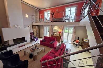 Maison 10 pièces 750000 €