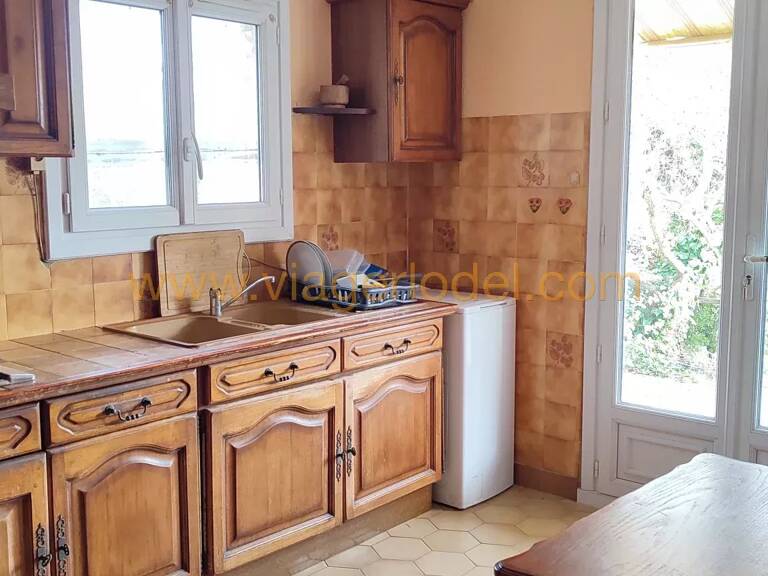 Réf. 10 147 - VENTE CLASSIQUE - PIGNANS (83) — photo 1
