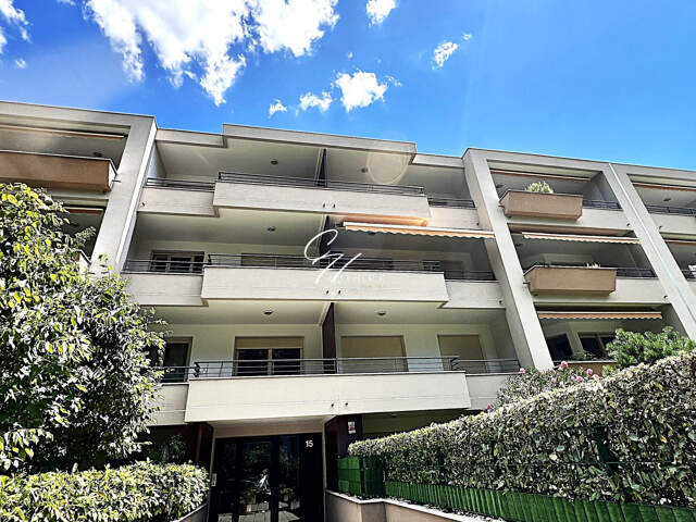 GRENOBLE iles verte T3 de 70m² avec terrasse et garage — photo du bien