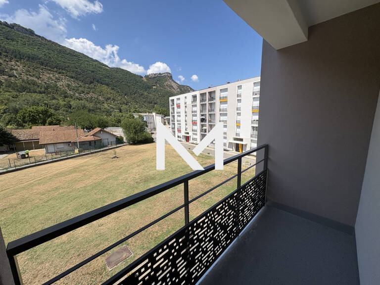 VIF - T4 AVEC BALCON ET GARAGE — photo 1