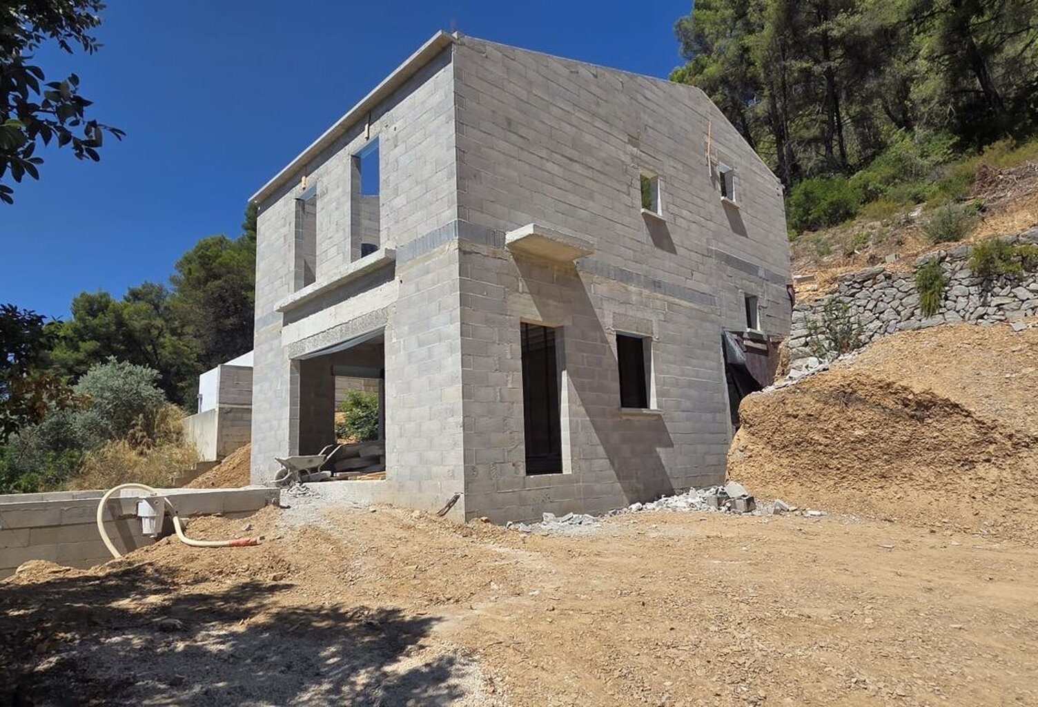 Maison neuve 115m² construction 2026 + 2700 m² de terrain — photo 1