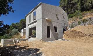 Maison 5 Pièces 115 m² à vendre à Cuges-les-Pins (13780)