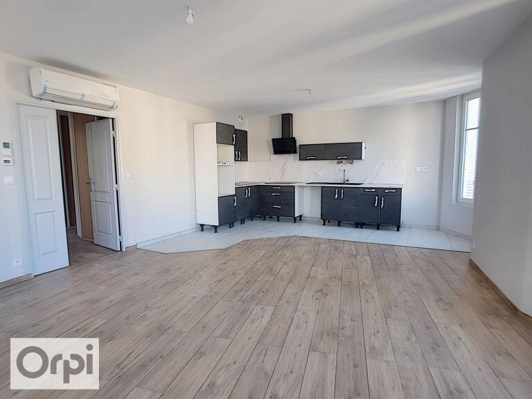 Appartement À Louer — photo 1