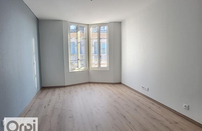 Appartement À Louer — photo 3