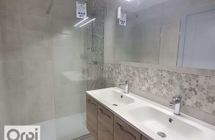 Appartement À Louer — photo 4