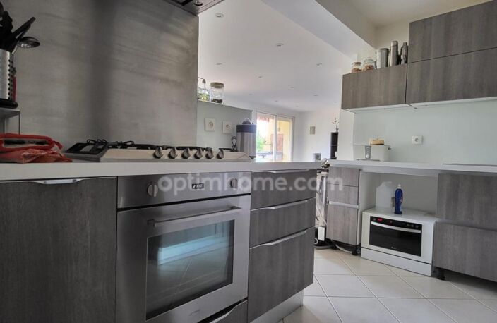 MARTIGUES (13) : à vendre Maison 4 chambres, 1 bureau, 2 appartements T3 et T4, garage sur terrain 859m² — photo 5